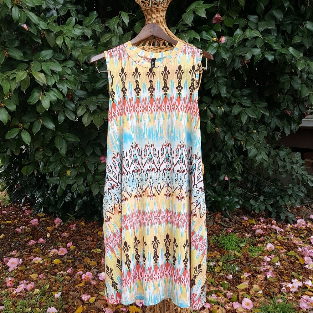 My story sleeveless dress with pockets!! YAY!😁